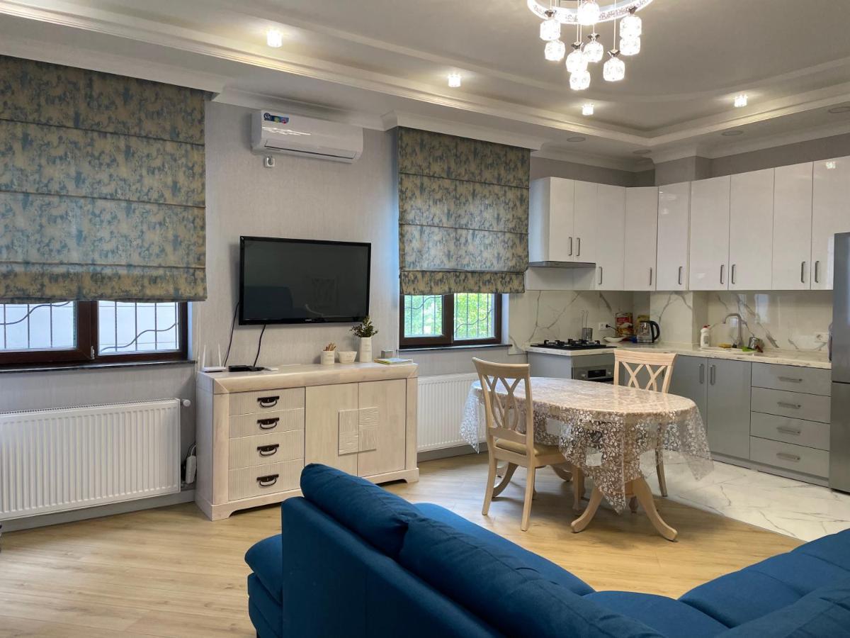 City Centre Apartment Kutaisi Eksteriør billede